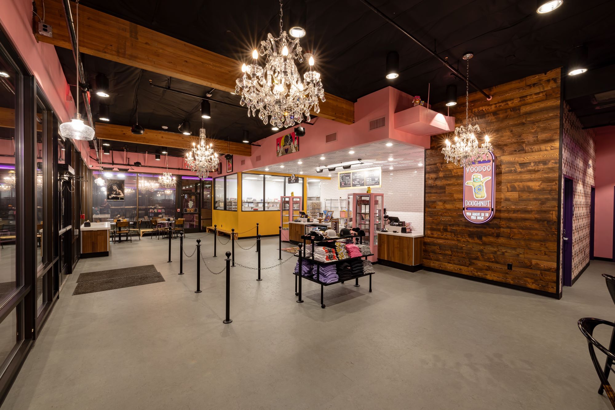 Voodoo Doughnuts interior, Vancouver, WA