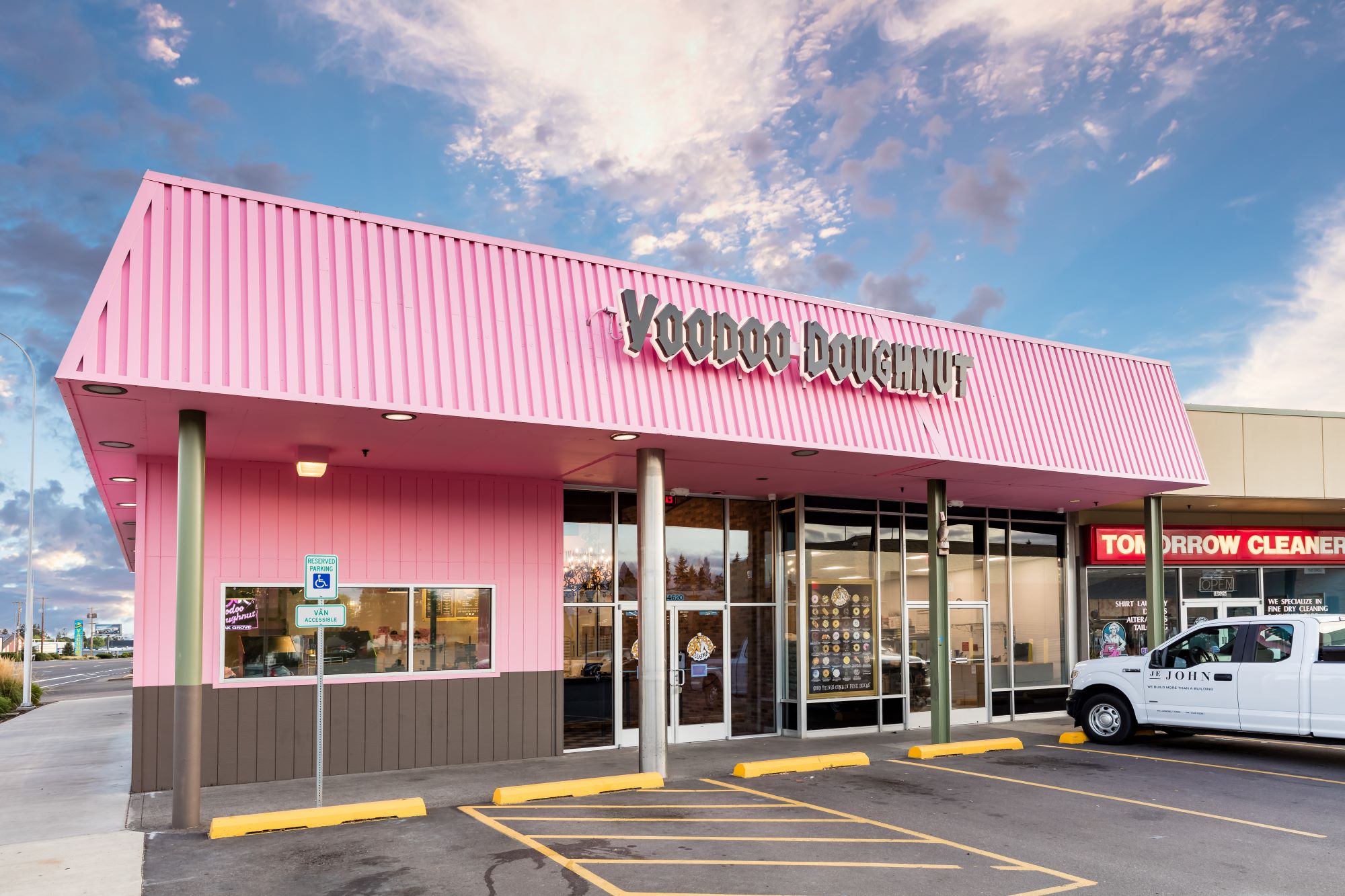Voodoo doughnuts in Oak Grove, OR